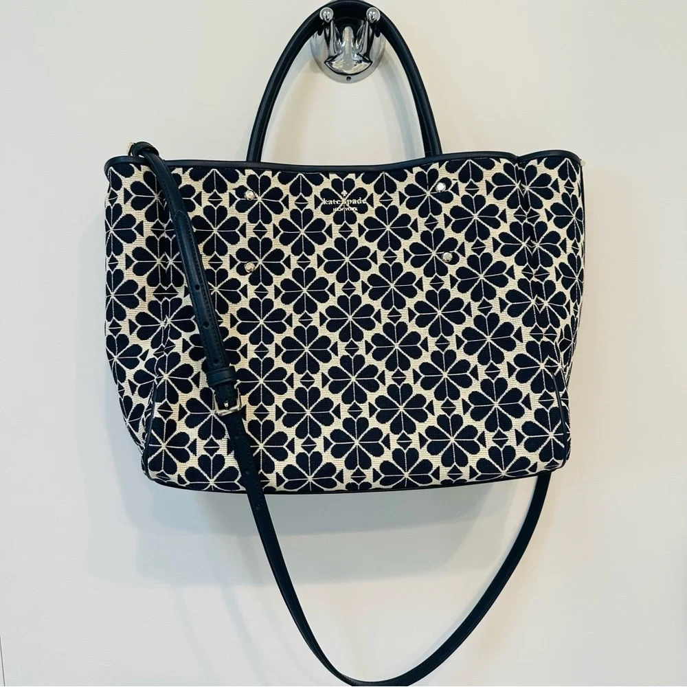 Kate Spade Navy Flower Jacquard Medium Tote Bag used very gently - Picture 7 of 13